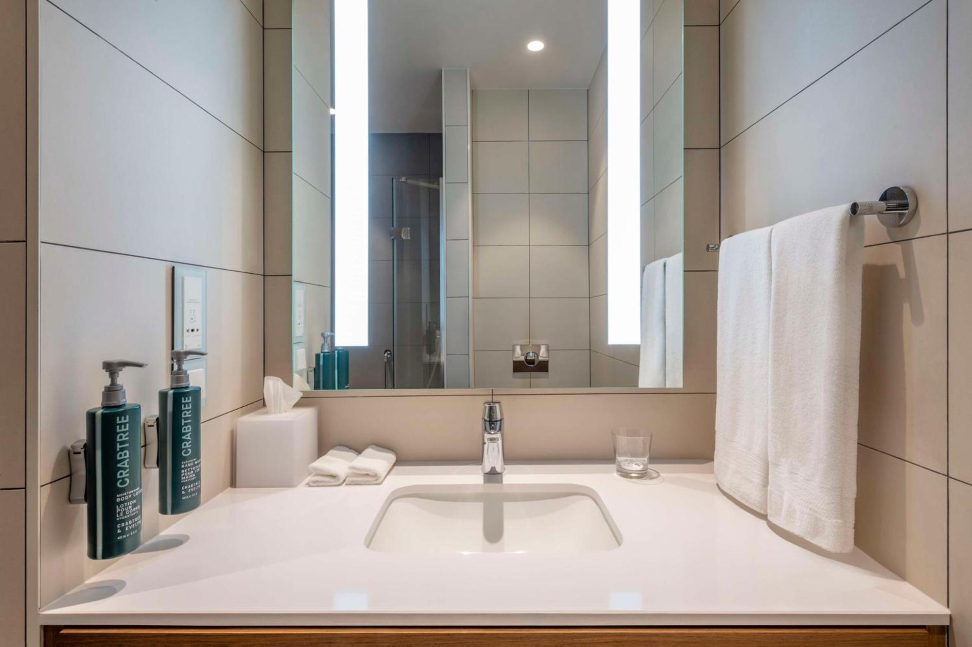 Hilton Garden Inn Tbilisi Chavchavadze Exteriér fotografie