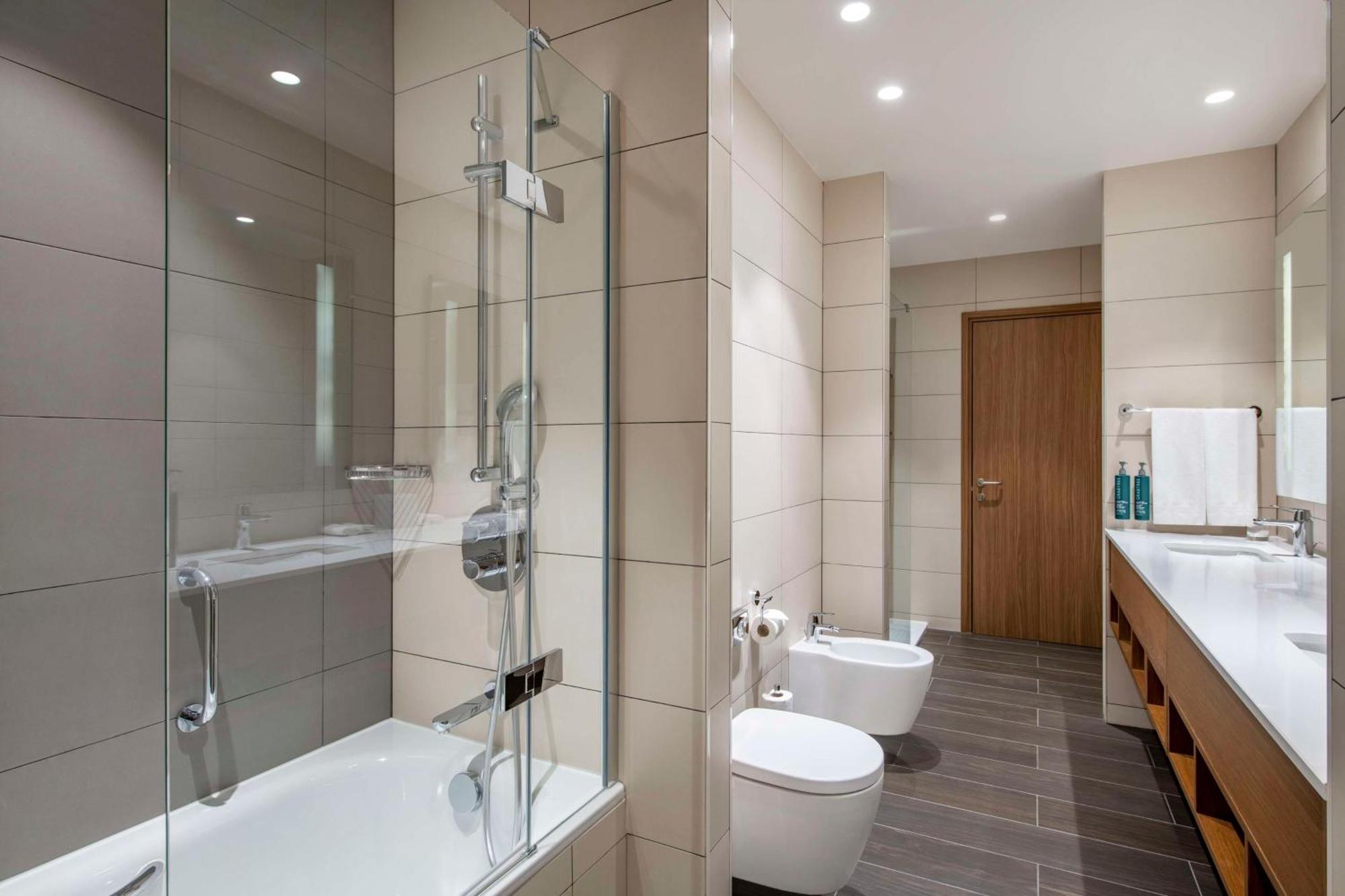 Hilton Garden Inn Tbilisi Chavchavadze Exteriér fotografie
